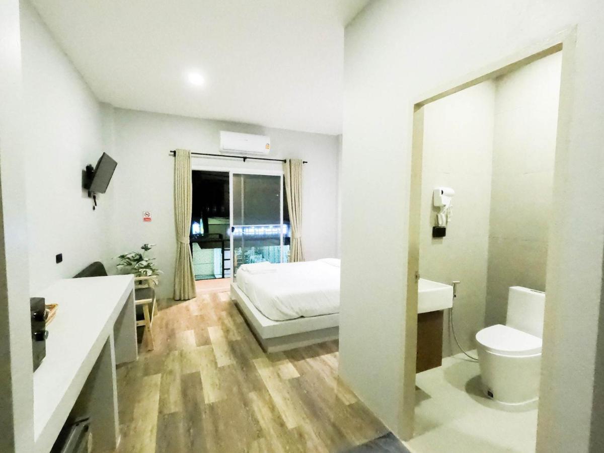 Port Station Koh Tao Hotel Екстериор снимка